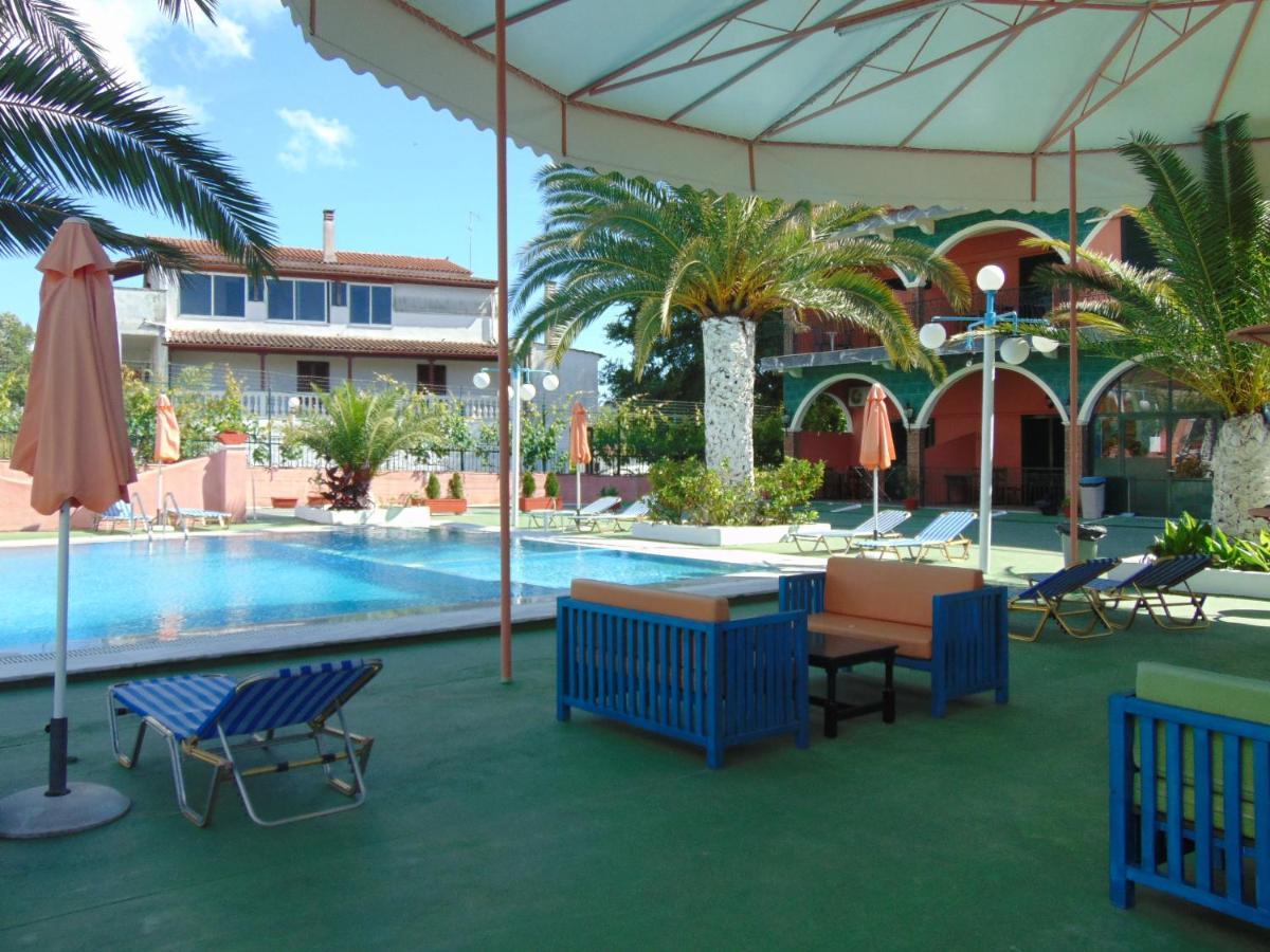 Magdalena Corfu Self Catered Family Studio For 5 Persons Appartamento Kouramaditika